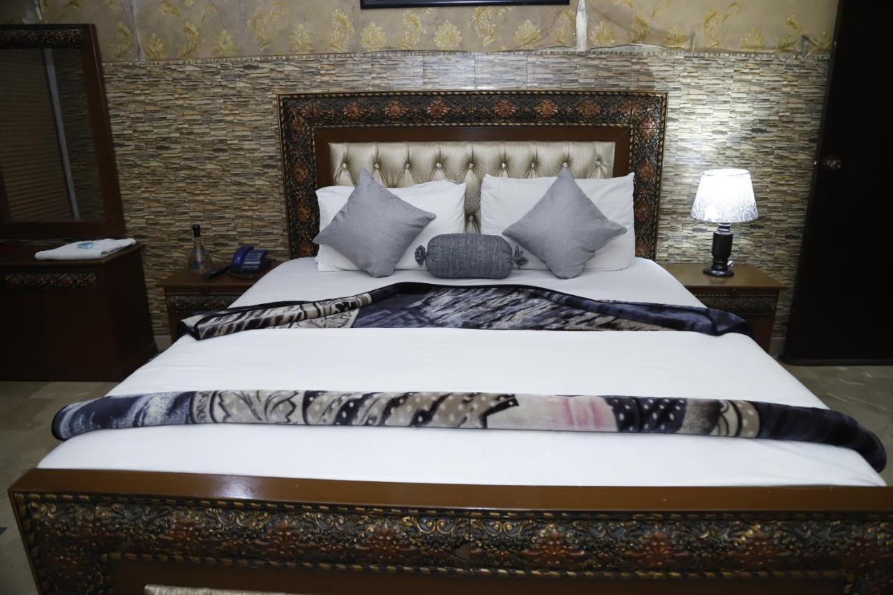 Hotel Sweet Inn Lahore Eksteriør billede