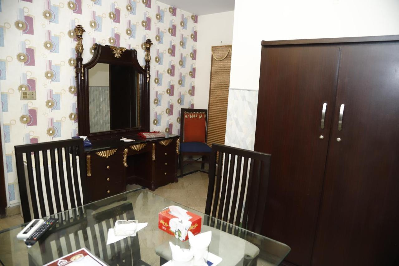 Hotel Sweet Inn Lahore Eksteriør billede
