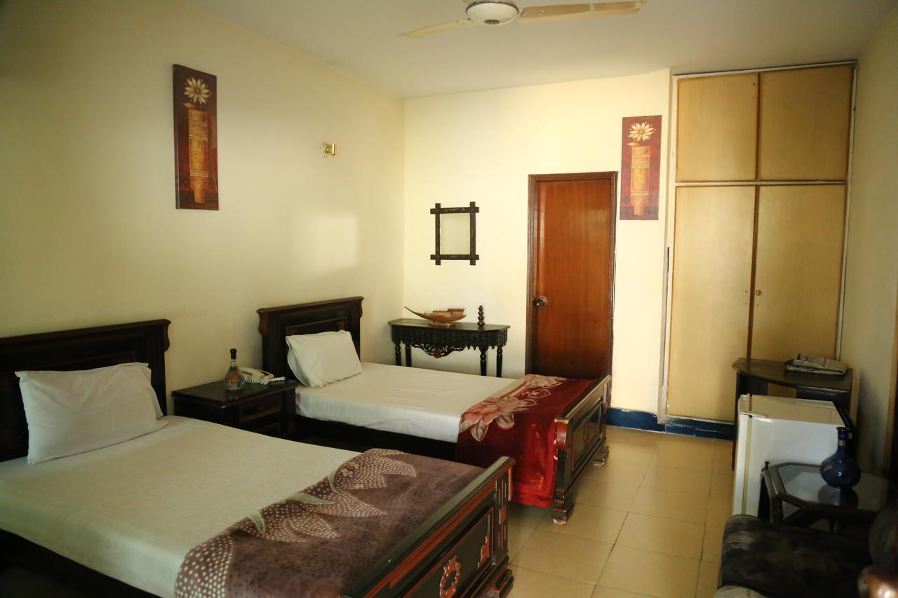 Hotel Sweet Inn Lahore Eksteriør billede