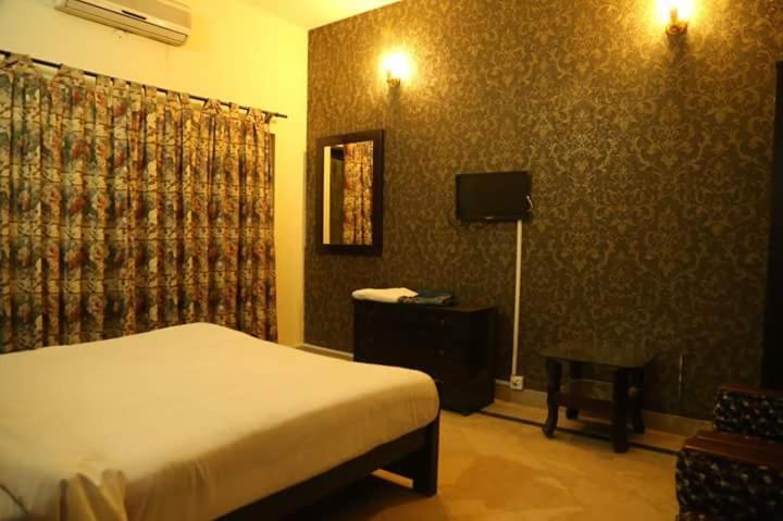 Hotel Sweet Inn Lahore Eksteriør billede