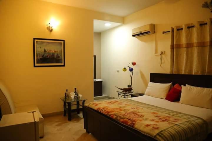 Hotel Sweet Inn Lahore Eksteriør billede
