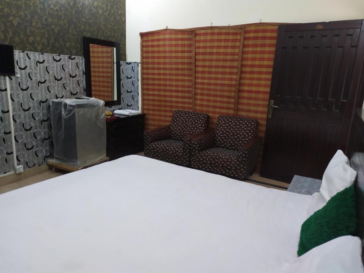 Hotel Sweet Inn Lahore Eksteriør billede