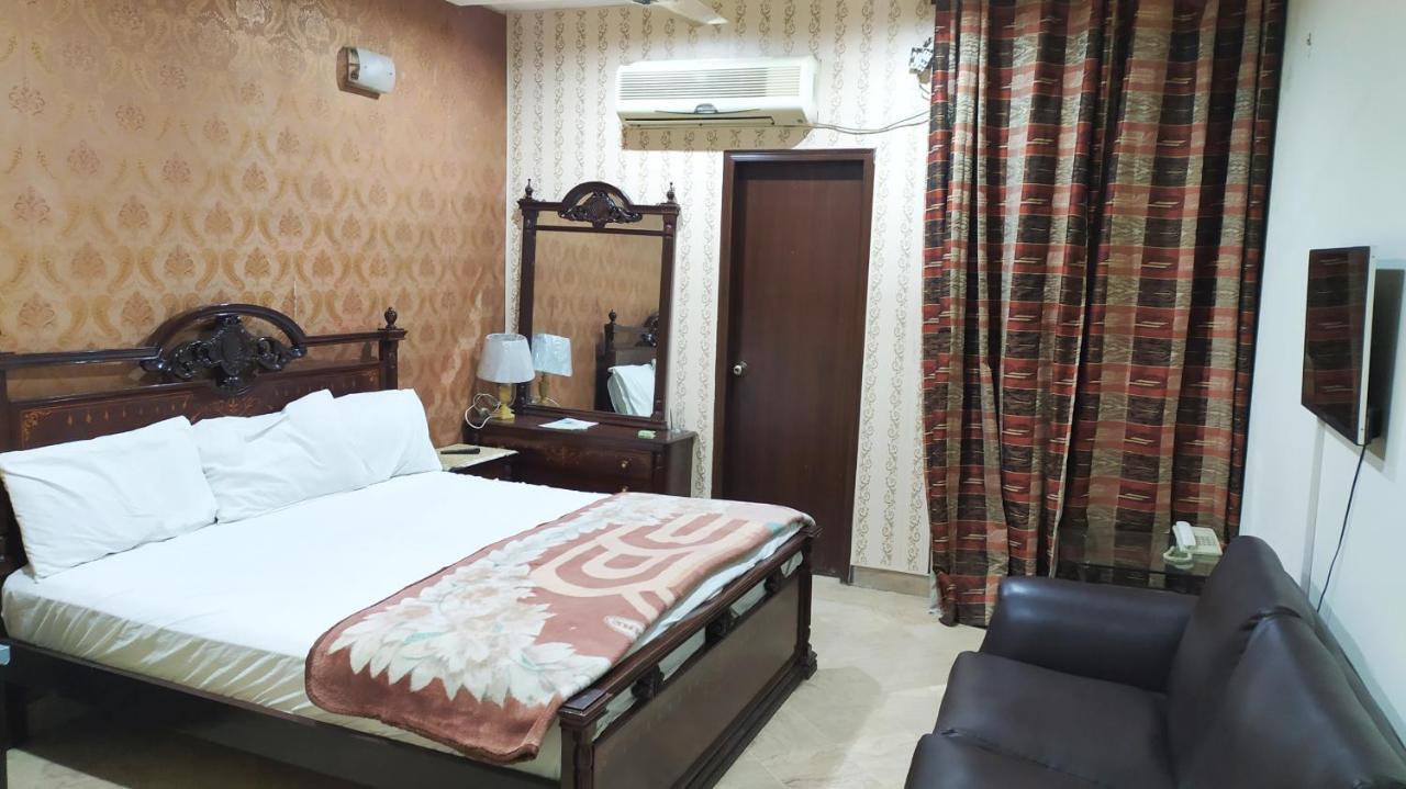 Hotel Sweet Inn Lahore Eksteriør billede