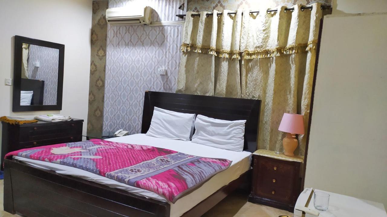 Hotel Sweet Inn Lahore Eksteriør billede